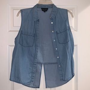 Romeo & Juliet Couture Sleeveless Denim Button Down Shirt Vest S